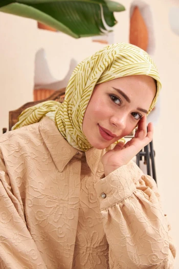 Moda Mevsimi İpekhan Çizgi Desen Soft Pamuk Viskon Eşarp Yağ Yeşili