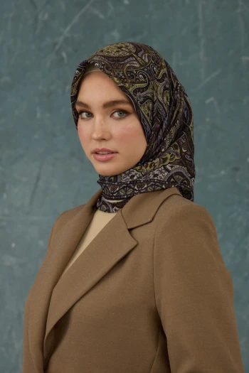 Moda Mevsimi İpekhan Soft Pamuk Etro Desen Eşarp 1224-05 Kahve Yağ Yeşili V-05 Kahve Yağ Yeşili