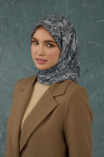 Moda Mevsimi İpekhan Soft Pamuk Etro Desen Eşarp 1224-12 Siyah Gri V-12 Siyah Gri