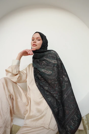 Moda Mevsimi İpekhan Soft Pamuk Etro Etnik Desen Şal 3055-01 Siyah V-01 Siyah