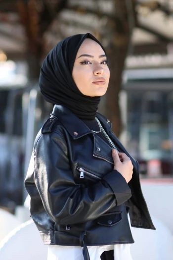 Moda Mevsimi Penye Şal Siyah
