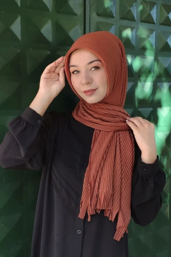 Moda Mevsimi Pratik Piliseli Pamuk Hazır Şal Kiremit