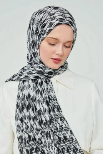 Moda Mevsimi Siyah Beyaz Serisi Desenli Mio Caz Şal İnce Çizgi Desen