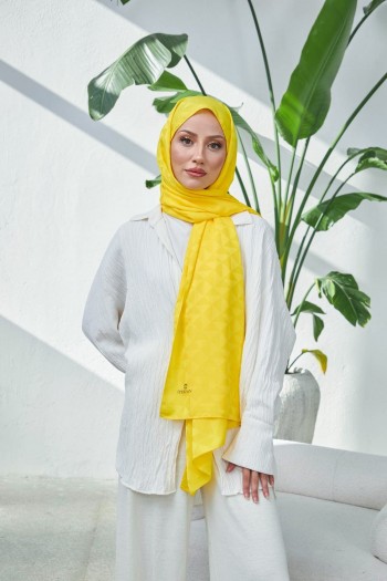Moda Mevsimi İpekhan Triangle Desen İpeksi Jakar Şal Sarı